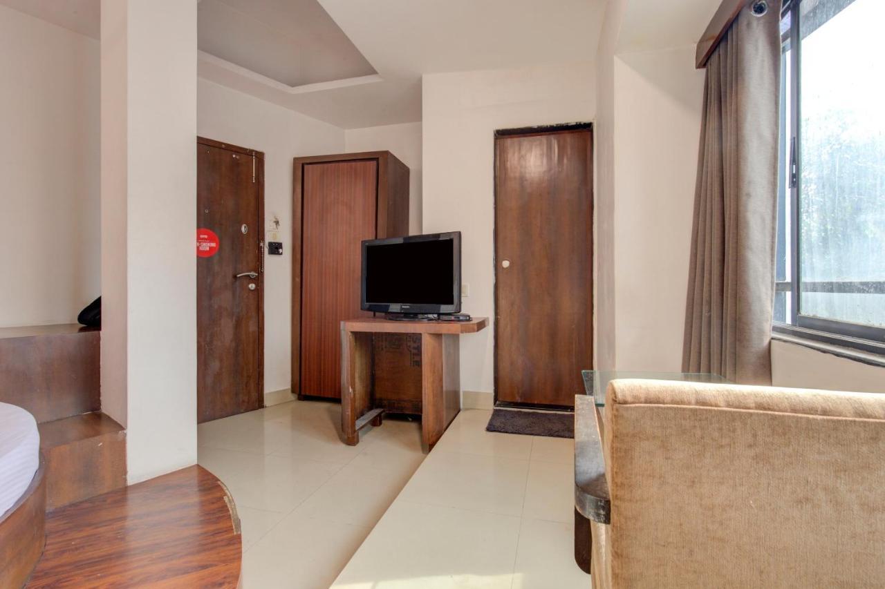 Capital O 77295 Hotel Bansidhar Bhuvan Bombay Exterior foto